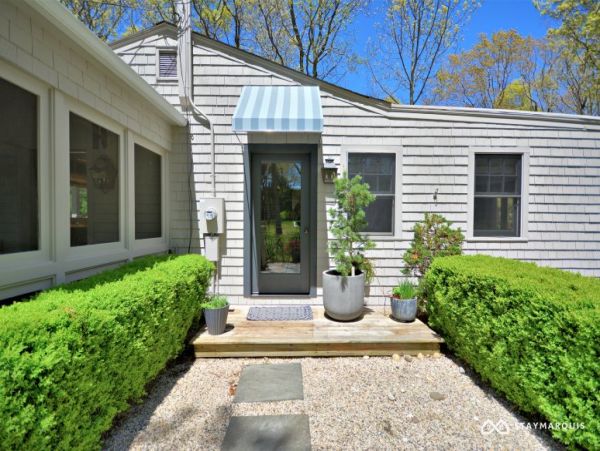 Hamptons Home 1020308