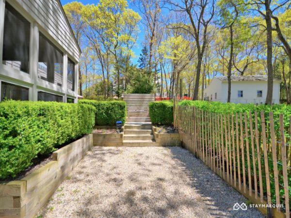 Hamptons Home 1020308