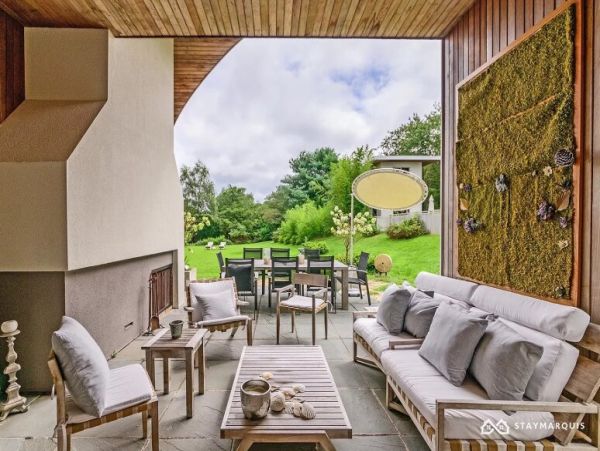 Hamptons Home 1020309