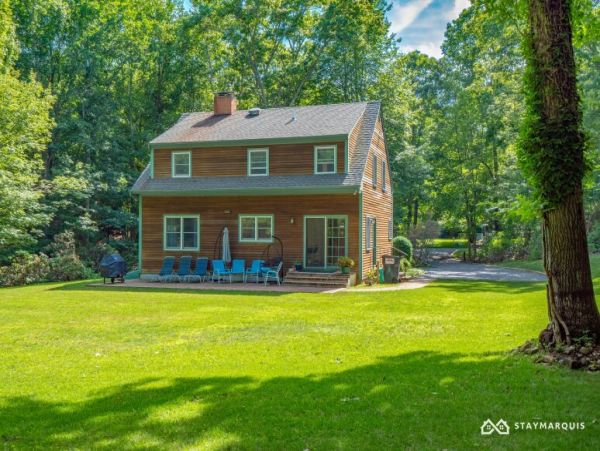 Hamptons Home 1020310