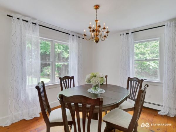 Hamptons Home 1020310