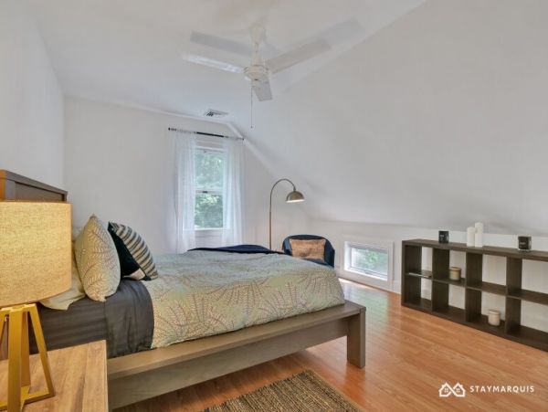 Hamptons Home 1020310