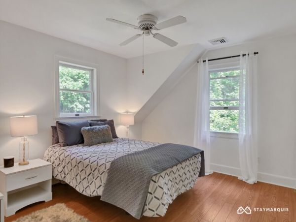 Hamptons Home 1020310