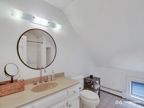 Hamptons Home 1020310
