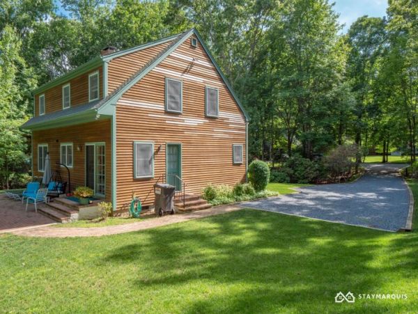 Hamptons Home 1020310