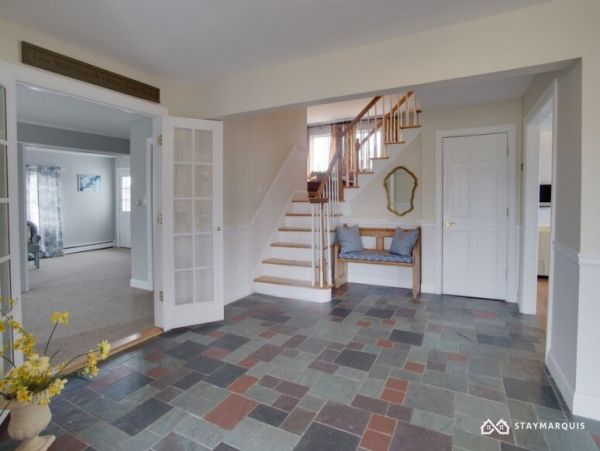 Hamptons Home 1020311