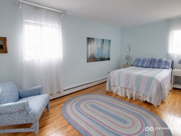 Hamptons Home 1020311