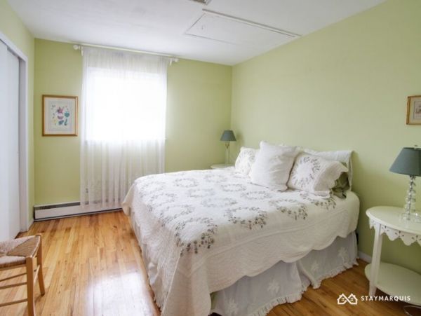 Hamptons Home 1020311