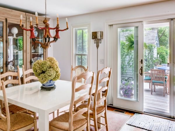 Hamptons Home 1020312