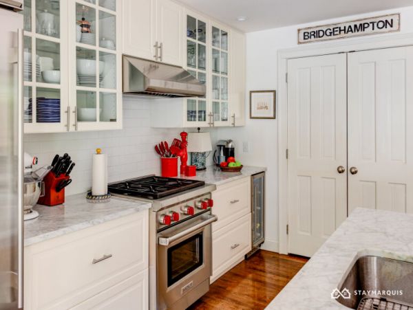Hamptons Home 1020312