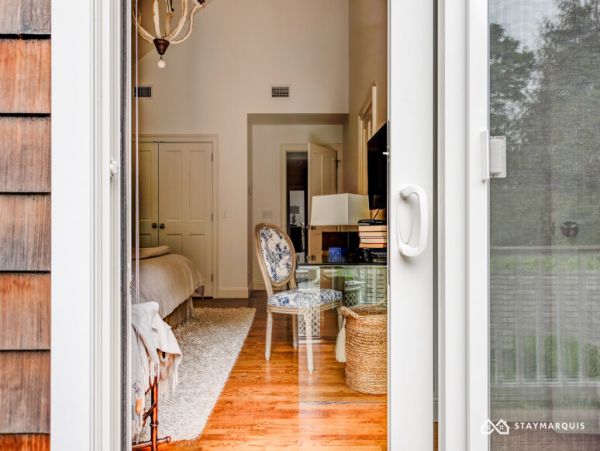 Hamptons Home 1020312