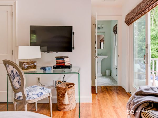 Hamptons Home 1020312