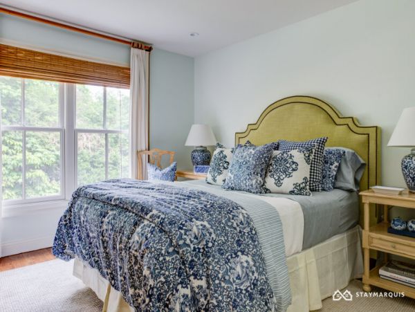 Hamptons Home 1020312
