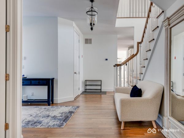 Hamptons Home 1020313