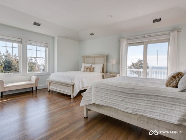 Hamptons Home 1020313