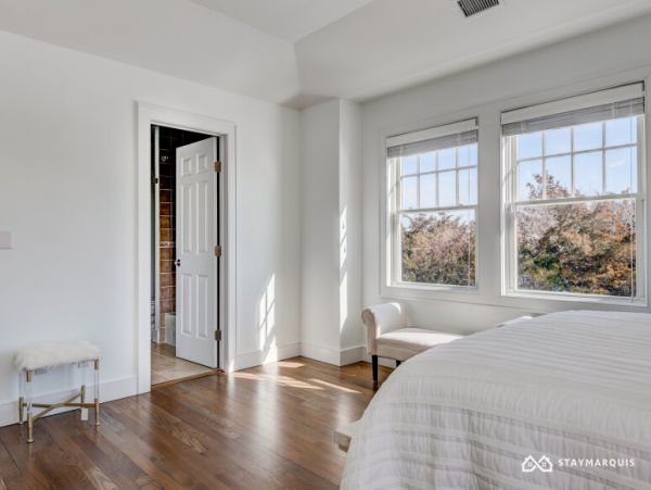 Hamptons Home 1020313
