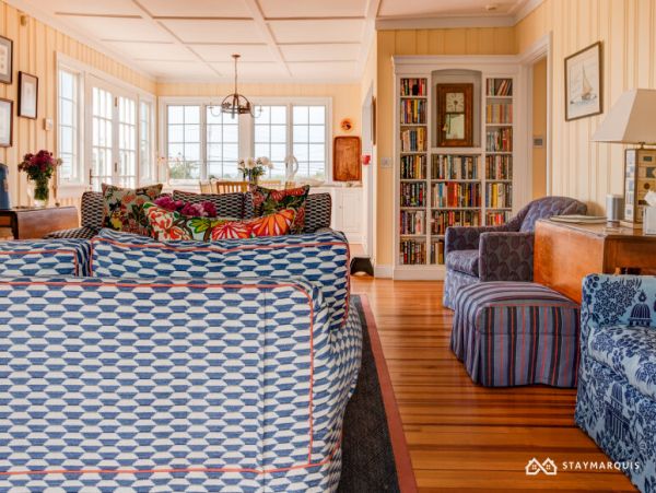 Hamptons Home 1020315