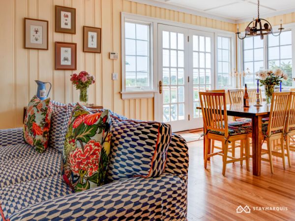Hamptons Home 1020315