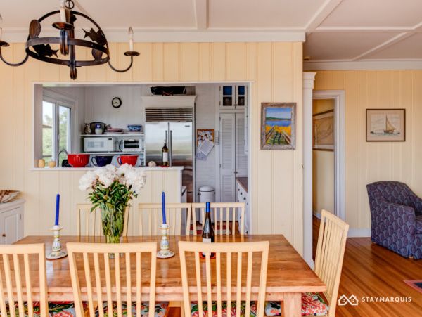 Hamptons Home 1020315