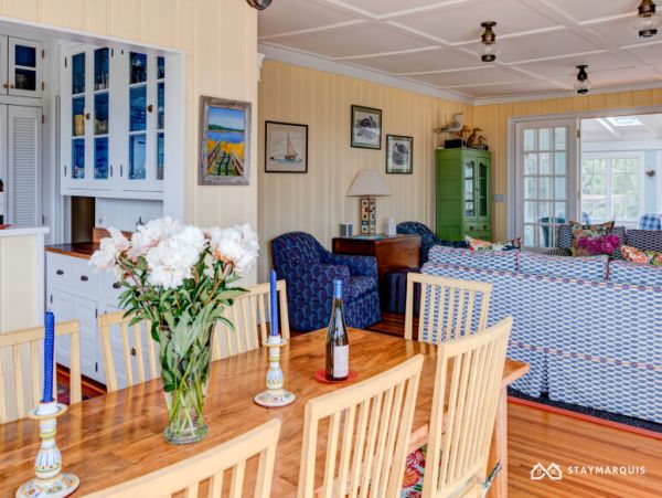 Hamptons Home 1020315