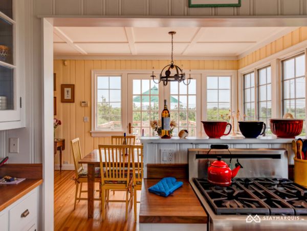 Hamptons Home 1020315