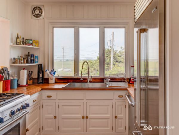 Hamptons Home 1020315