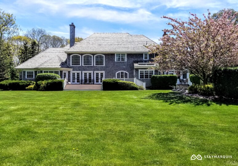 Hamptons Home 1020317