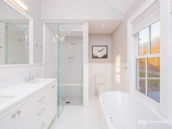 Hamptons Home 1020318
