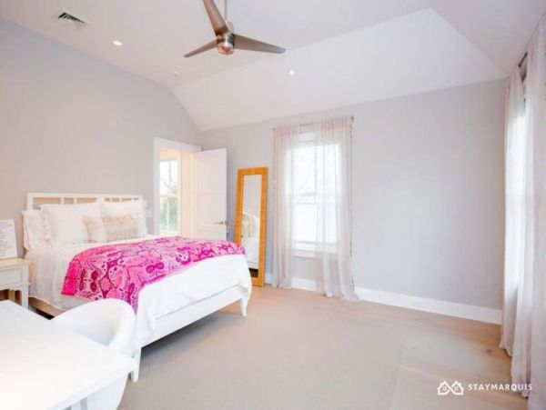 Hamptons Home 1020318