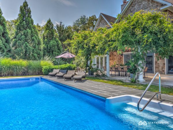 Hamptons Home 1020319