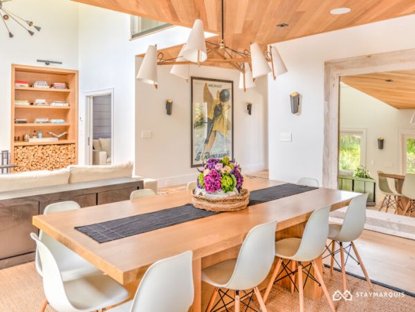 Hamptons Home 1020319