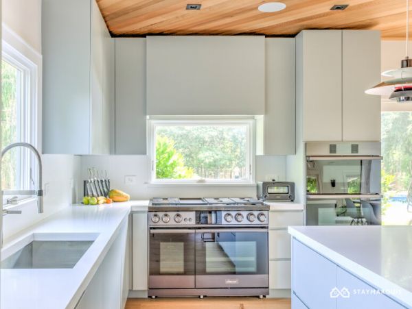 Hamptons Home 1020319