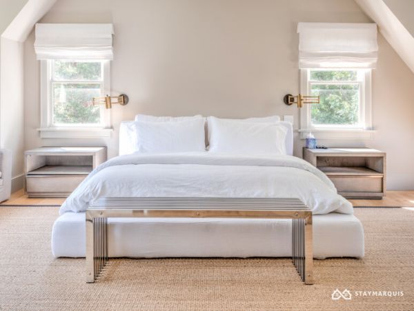 Hamptons Home 1020319