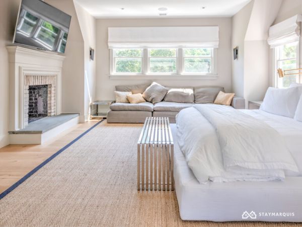 Hamptons Home 1020319