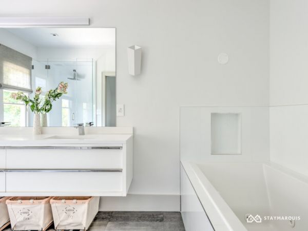 Hamptons Home 1020319