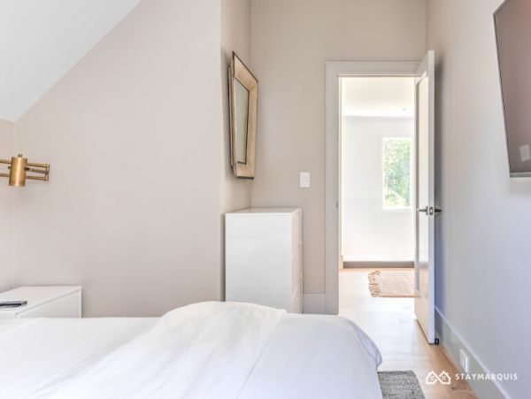 Hamptons Home 1020319