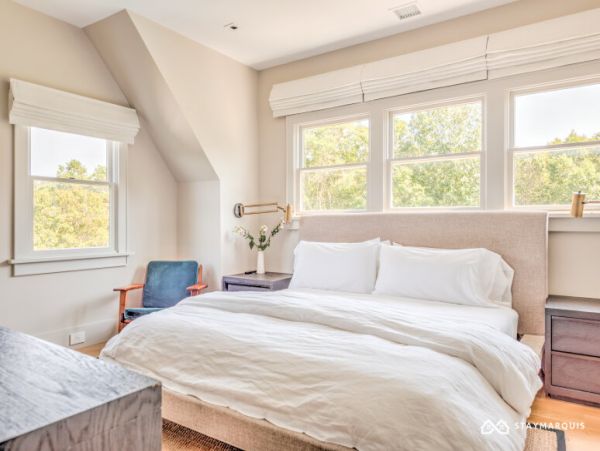Hamptons Home 1020319