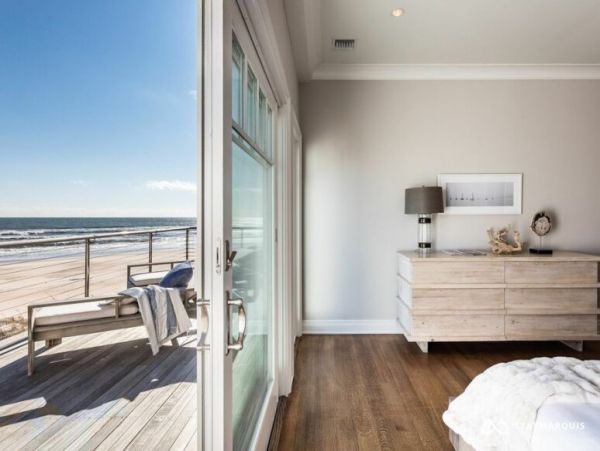 Hamptons Home 1020321