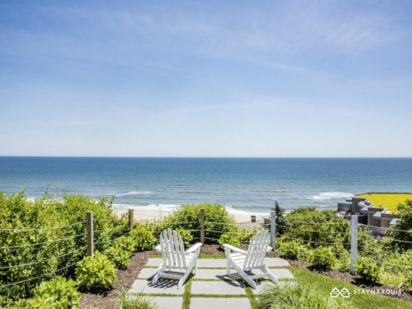 Hamptons Home 1020321