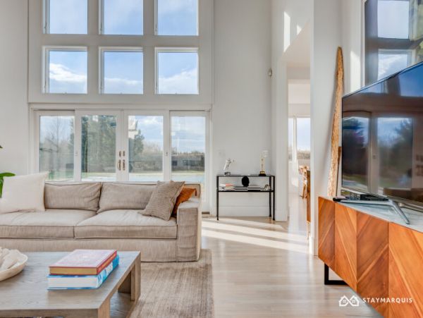 Hamptons Home 1020322