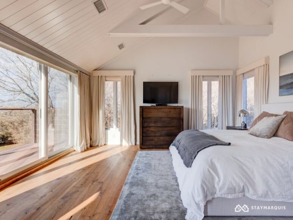 Hamptons Home 1020322