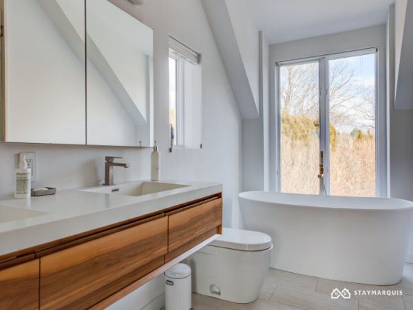 Hamptons Home 1020322