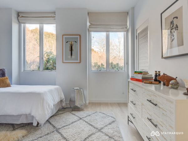 Hamptons Home 1020322