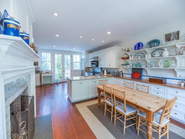 Hamptons Home 1020323