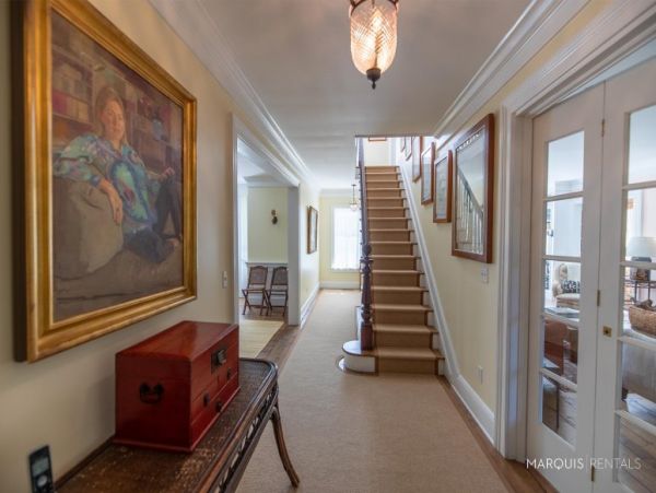 Hamptons Home 1020323