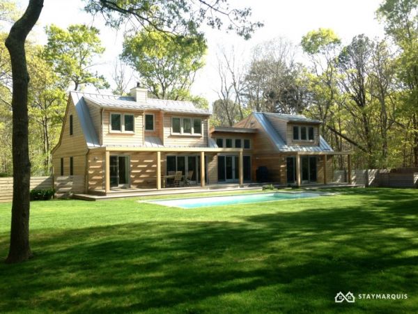 Hamptons Home 1020324
