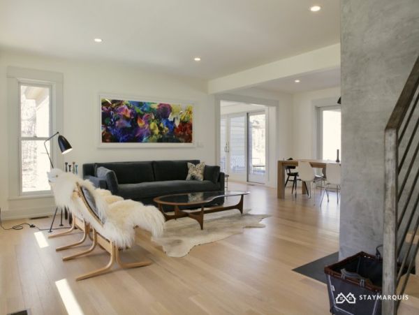 Hamptons Home 1020324