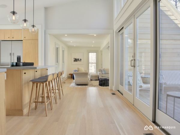 Hamptons Home 1020324