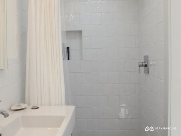 Hamptons Home 1020324