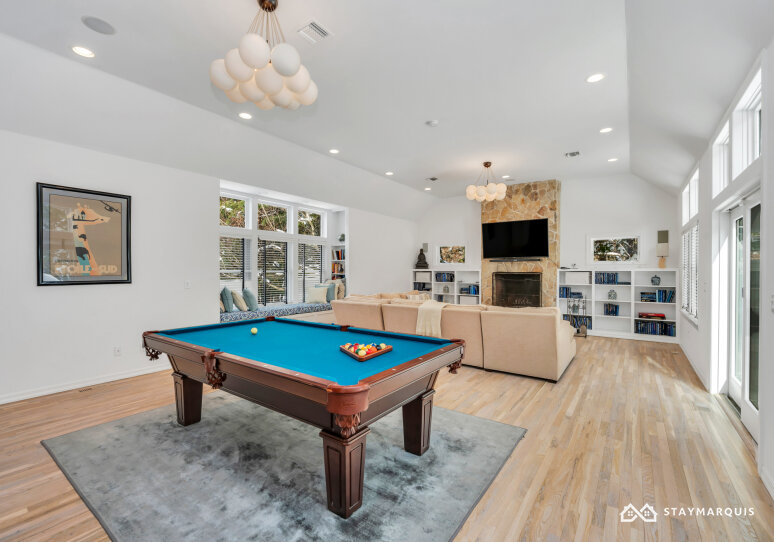 Hamptons Home 1020325